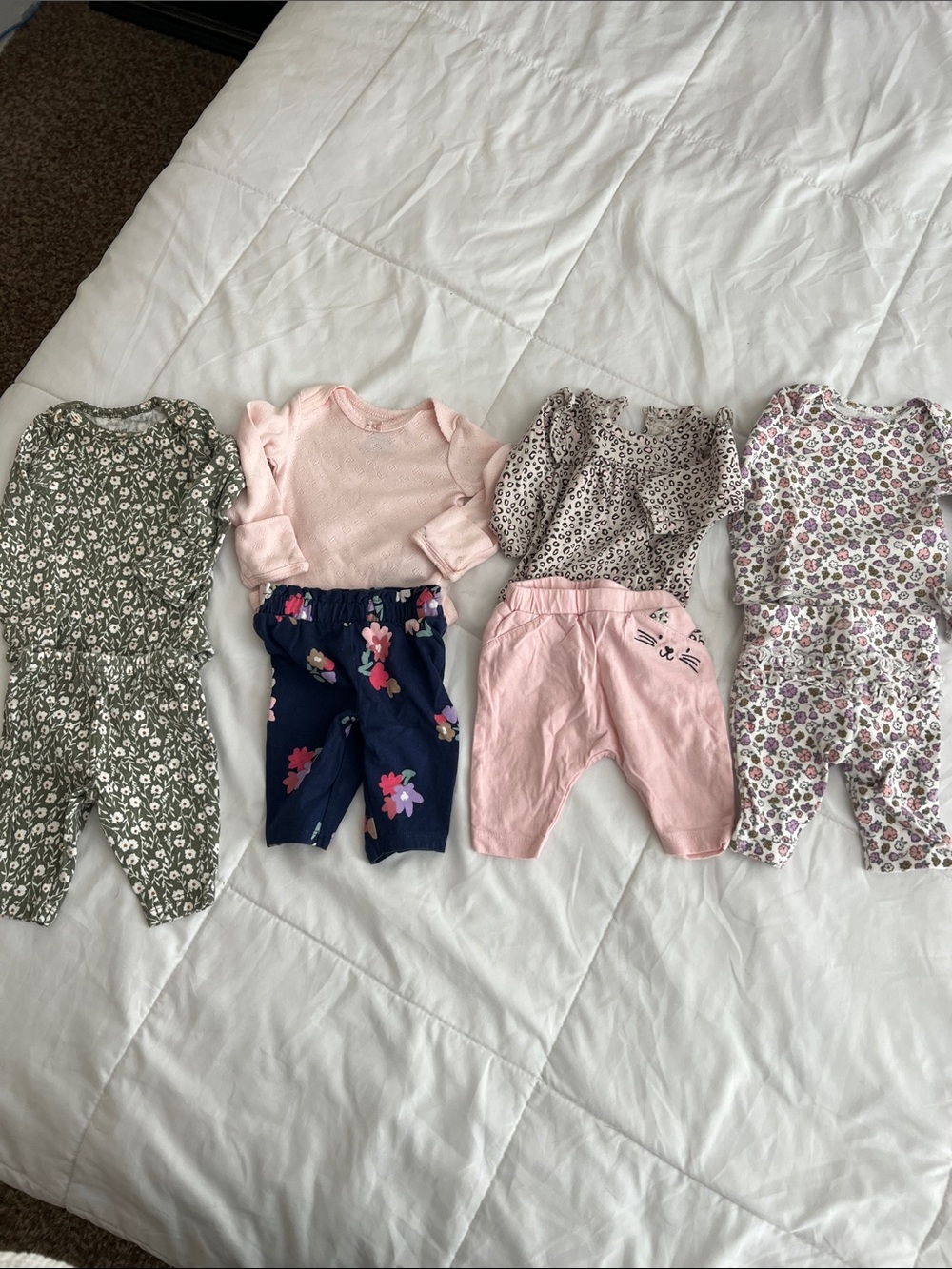 Carter's Baby Girl Outfits -4 long sleeve bodysuits and 4 Matching Leggings
